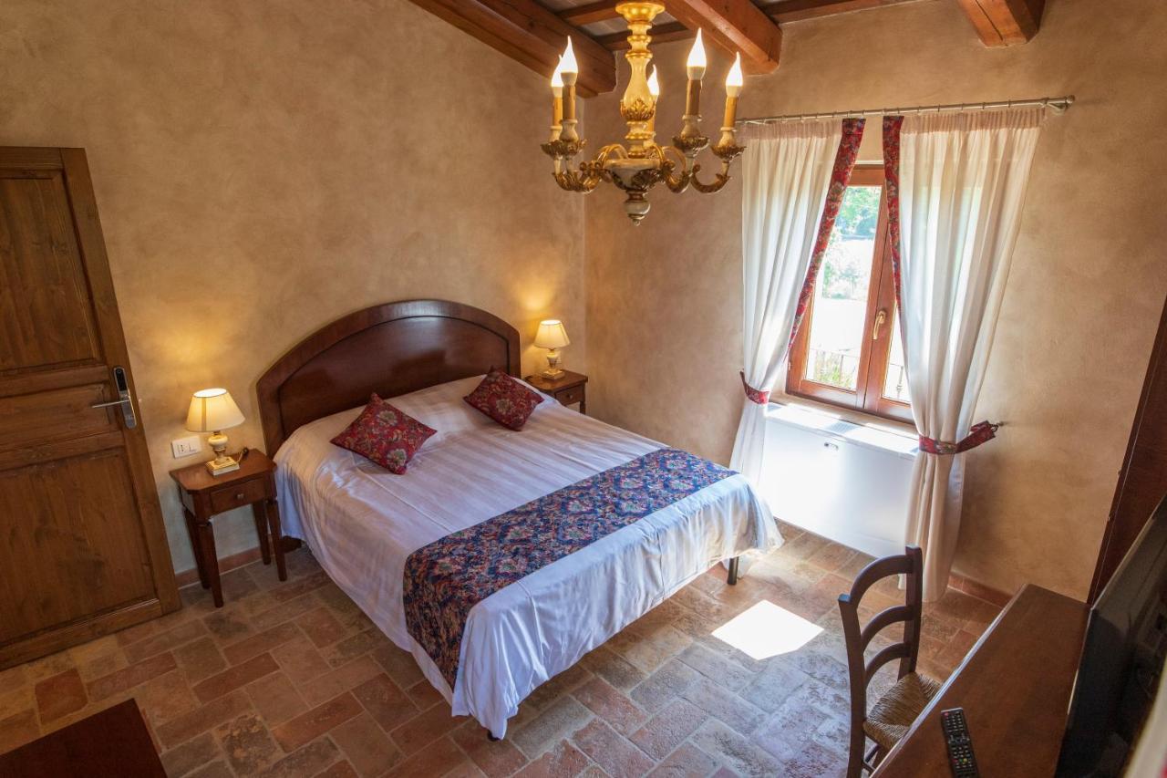 Locanda Di Montegiove Fano Extérieur photo